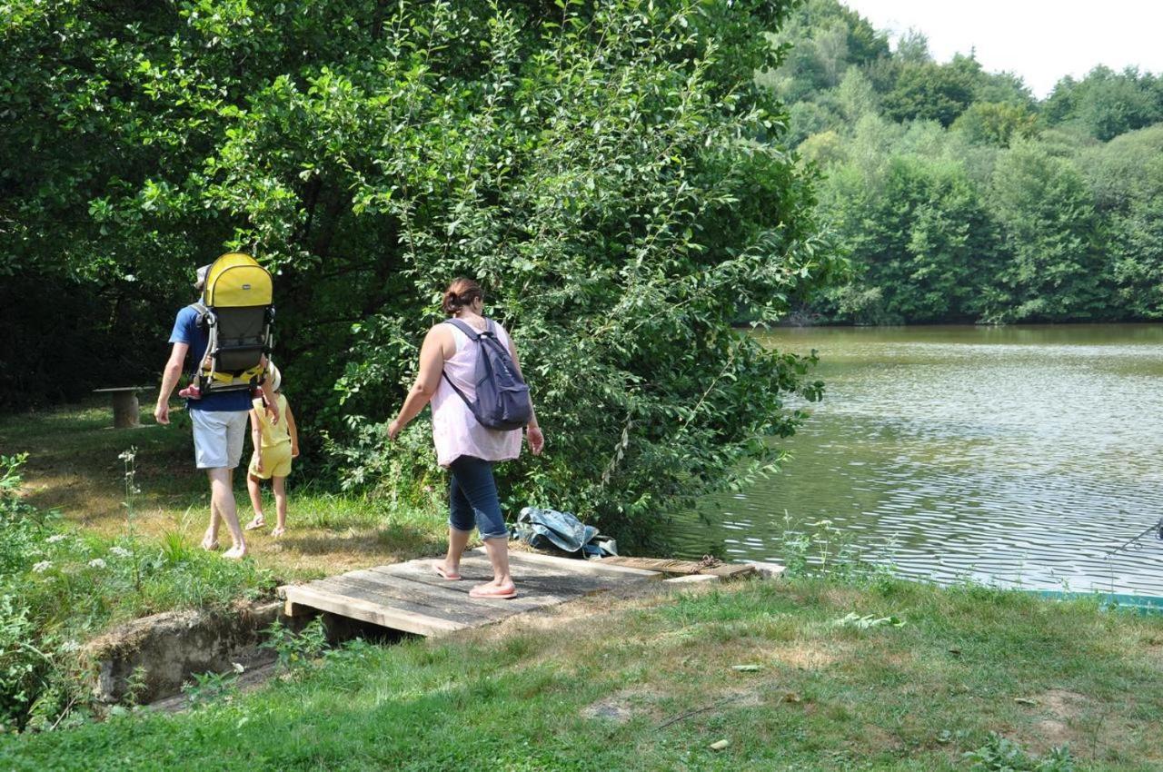 Les Chalets Du Moulin Du Chatain 4 Payzac  المظهر الخارجي الصورة